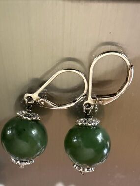 Sterling 925 and Jade Stone Bead Leverback Earrings with Silver Flower